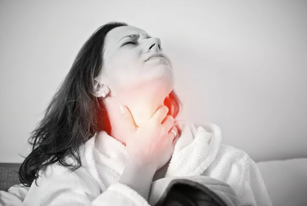 Заболевания горла: причины и симптомы